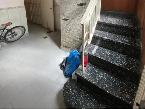 Dos locales y Dos departamentos. IDEAL INVERSOR