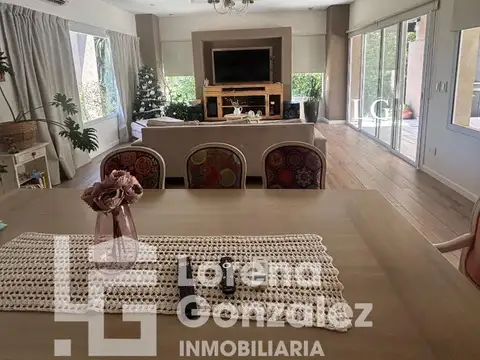 Casa en Venta en Haras Santa María, USD 340.000