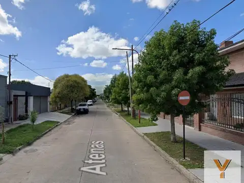 Terreno en Venta 30  mts Fondo
