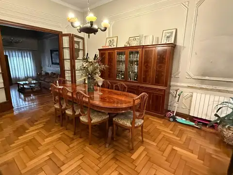 Rio de Janeiro 200, 2 Casas unidas, en lote propio, Caballito