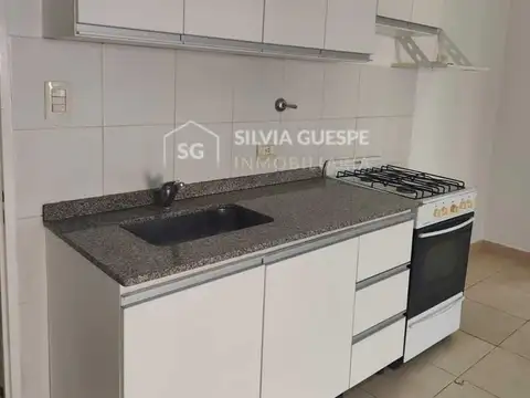 Depto Tipo Casa en Alquiler de 1 dormitorio