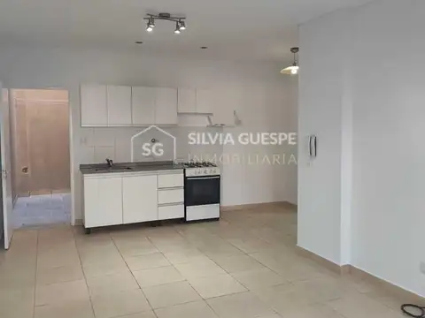 Depto Tipo Casa 2 ambientes con 1 baño