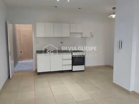 Depto Tipo Casa en Alquiler en Villa Urquiza, $ 830.000