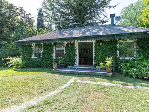 Casa 5 ambientes con 3 baños