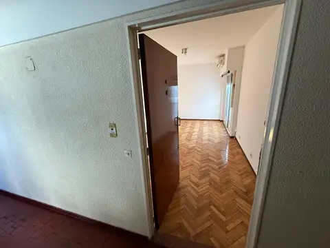 Departamento en Alquiler en Olivos, $ 650.000