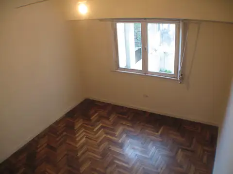 Depto Tipo Casa 4 ambientes con 1 baño