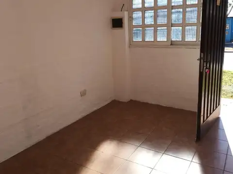 Departamento en Alquiler en Moreno, $ 300.000