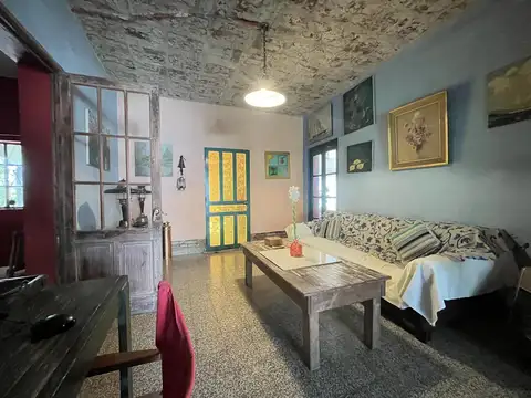 Venta/ permuta - Casa sobre lote de 1 hectárea- Cañada de Gómez