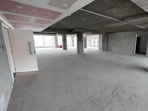 Oficina en Alquiler en Barrio Norte, USD 9.500