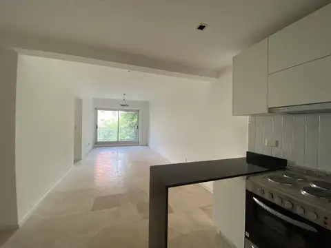 Matienzo al 2500, entre Ciudad de La Paz y Zapata