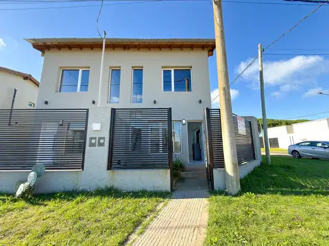 VENTA CASA EN PH DOS DORMITORIOS TANDIL