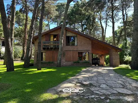 Casa en alquiler temporal en Pinamar Norte