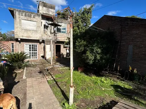 Oportunidad - Casa en venta en Escobar de 4 dormitorios