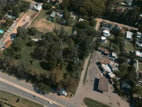 Terreno en Venta en Pinazo, USD 32.000
