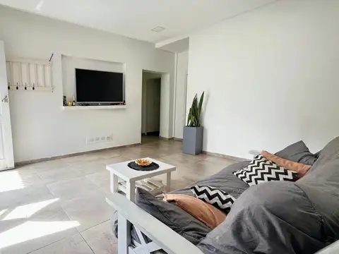 Depto Tipo Casa en Venta de 3 dormitorios