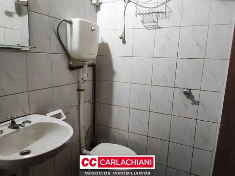 Casa 2 ambientes con 1 baño