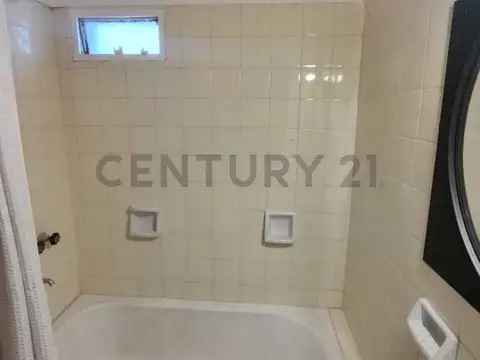 Balcarce 200, Piso 4