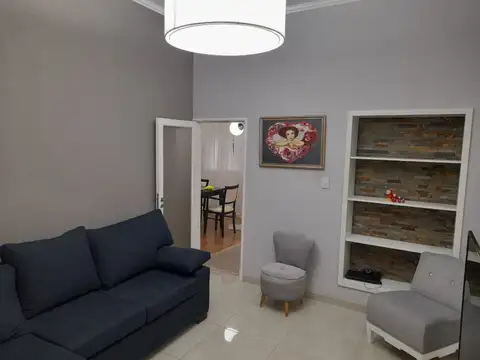 Casa 6 ambientes con 1 baño