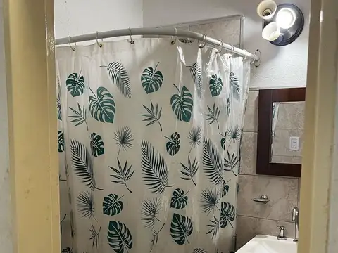 Depto Tipo Casa en Venta en Villa Luzuriaga, USD 56.000