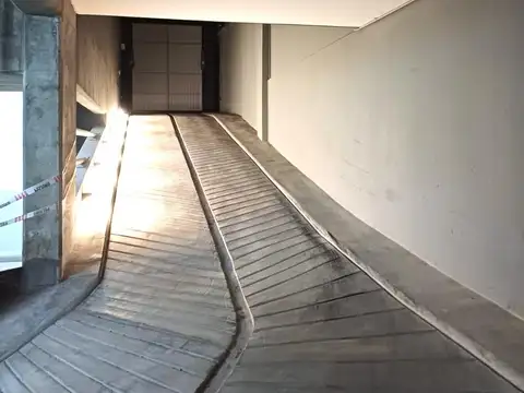 Oficina 3 ambientes con 2 baños