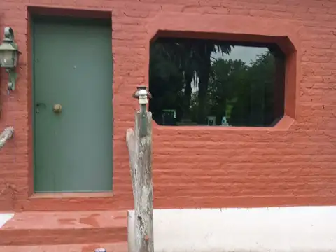 Casa 6 ambientes con 3 baños