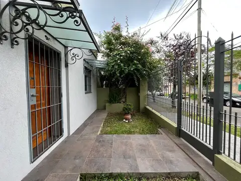 Casa en Venta en Turdera, USD 165.000