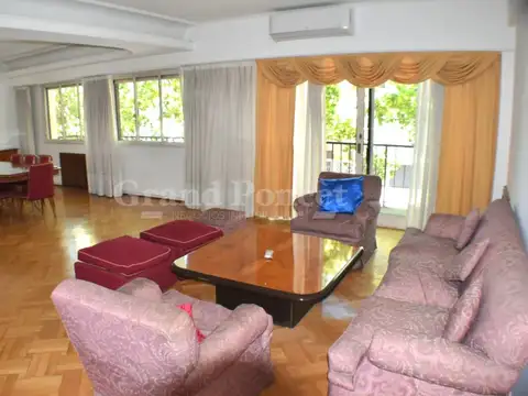 Departamento 5 ambientes con 2 baños