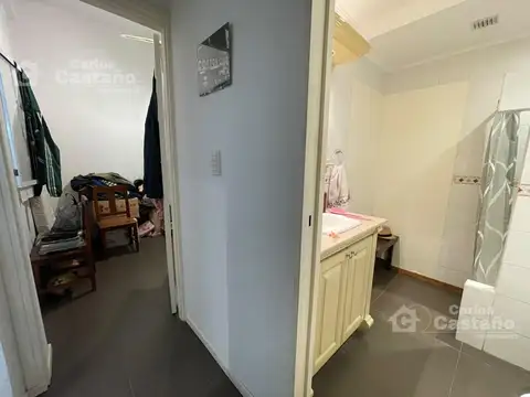 Depto Tipo Casa 4 ambientes con 3 baños