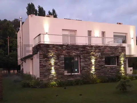Casa en Venta en Posada de los Lagos, USD 258.000