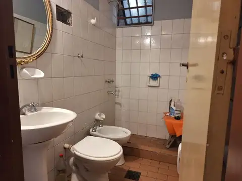 GRAN OPORTUNIDAD CASA PARA REFACCIONAR, GODOY CRUZ