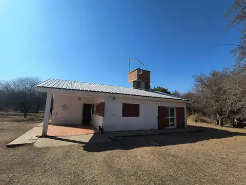 Campo sobre ruta 28, a 6,3 km de Ruta 1; 17,5 Has c/casa