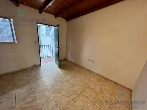 Depto Tipo Casa en Alquiler en Virreyes, $ 500.000