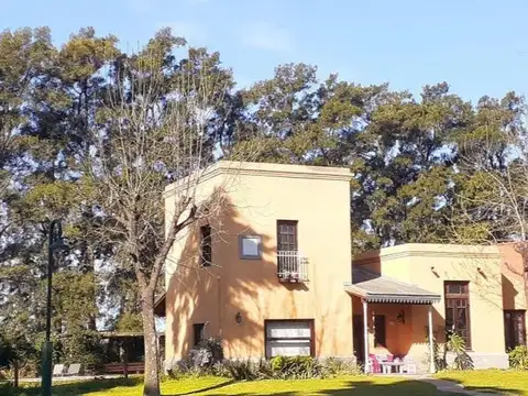 Casa en Alquiler de 4 dormitorios