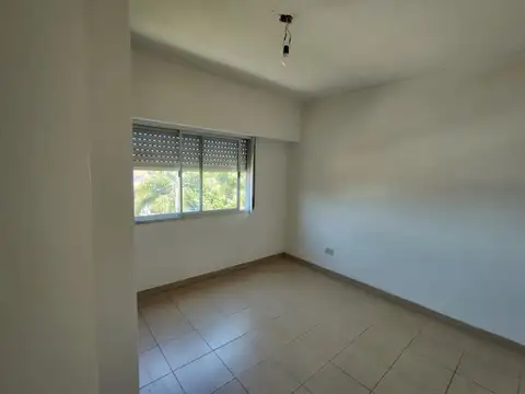 Departamento 2 ambientes con balcon al Frente