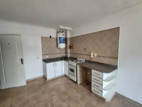 Julian Perez 345 , Piso 3