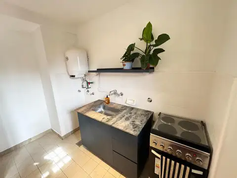 San Juan 555 , Piso 9