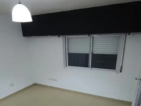 Depto Tipo Casa en Alquiler de 2 dormitorios