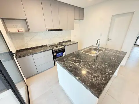 Depto Tipo Casa 4 ambientes con 3 baños