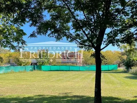 Terreno en Venta - CLUB DE CAMPO EL NACIONAL