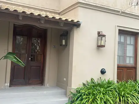 Casa en Venta y en Santa Bárbara 3 dormitorios, General Pacheco 100