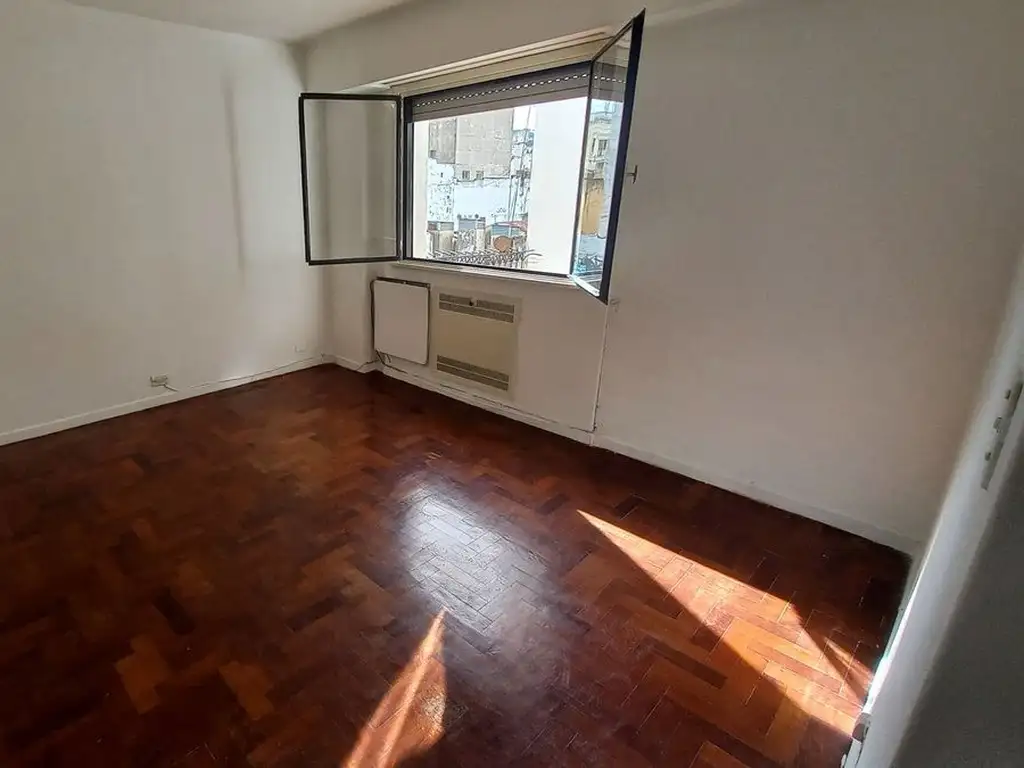 Avenida Belgrano 1400