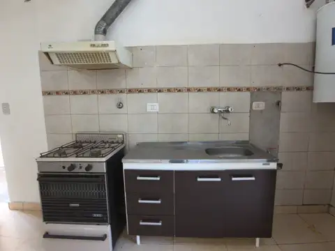 Depto Tipo Casa en Alquiler al Noroeste