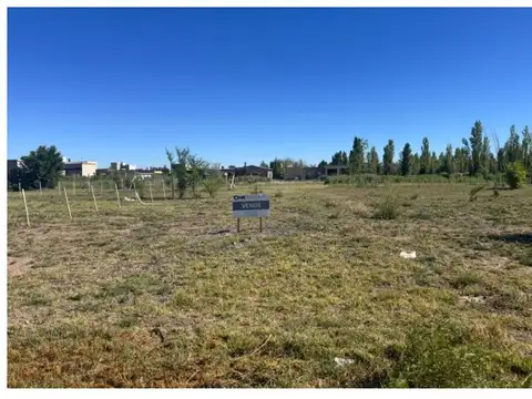 Terreno en Venta en General Fernandez Oro, USD 42.000