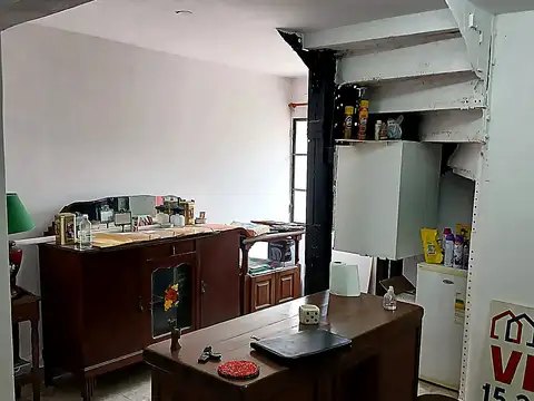 Galpon en Venta 45  mts Fondo