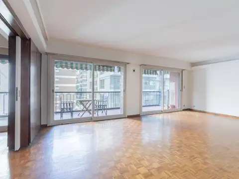 3 de febrero 2000, Piso 4