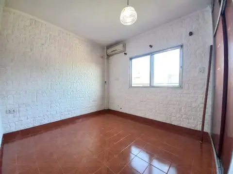 Depto Tipo Casa en Venta en José León Suárez, USD 55.000