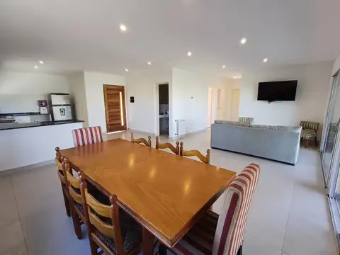 Casa en Venta en Pilar del Este - Santa Elena, USD 155.000
