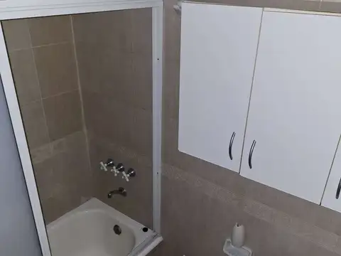 Depto Tipo Casa en Alquiler 58 años