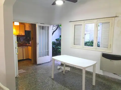 Depto Tipo Casa en Venta 56 años