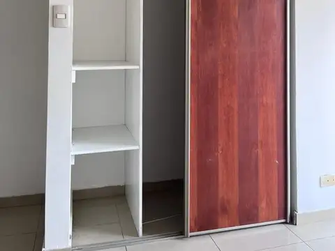 Departamento en Alquiler en Abasto, $ 370.000